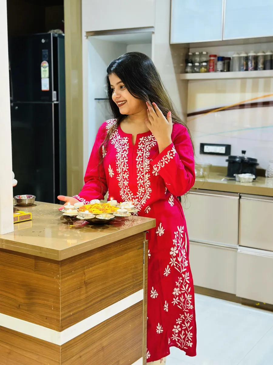 Cotton Chikankari Women's Solid Long Kurta