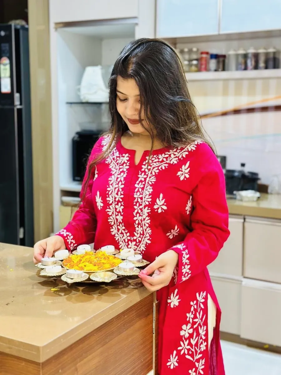 Cotton Chikankari Women's Solid Long Kurta