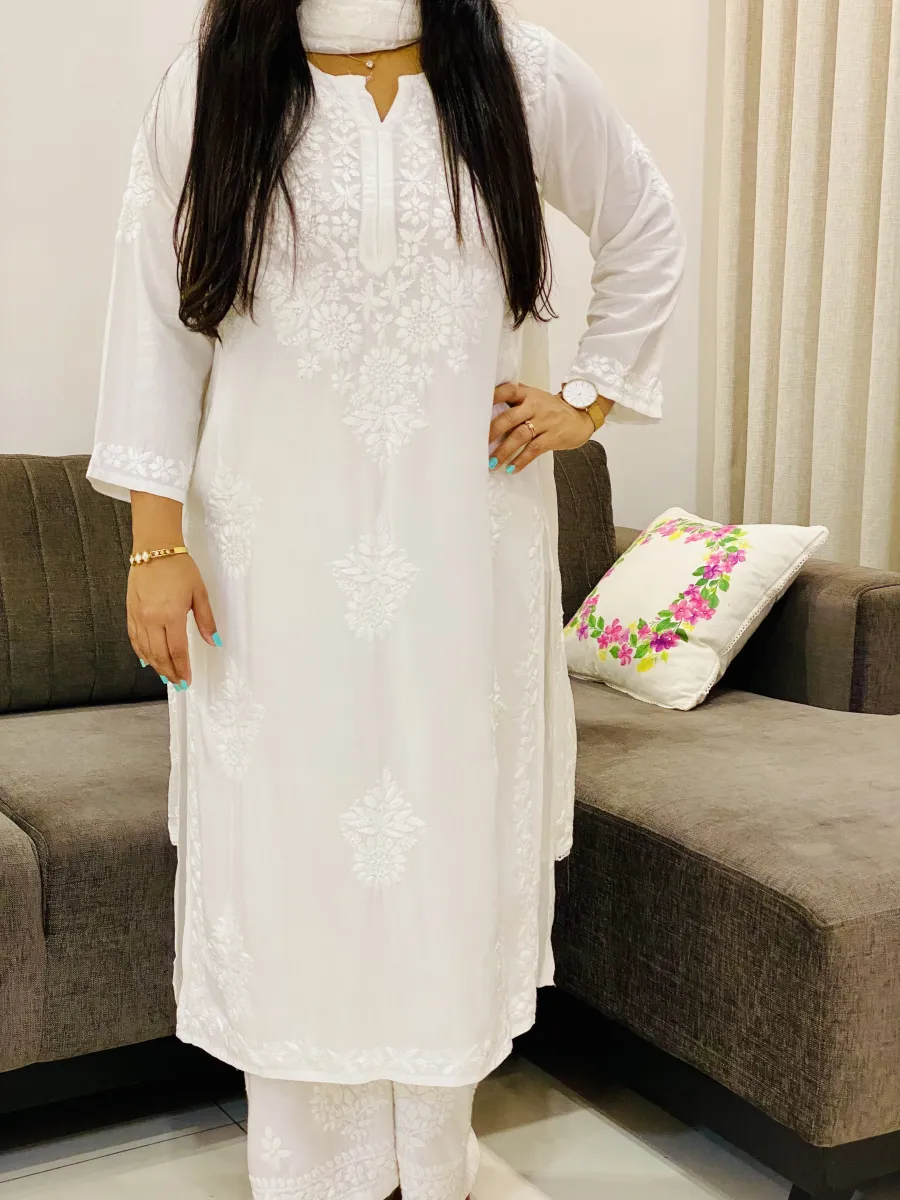 Rayon Ombre Shade Chikankari Hand Embroidered Women's Straight Kurta