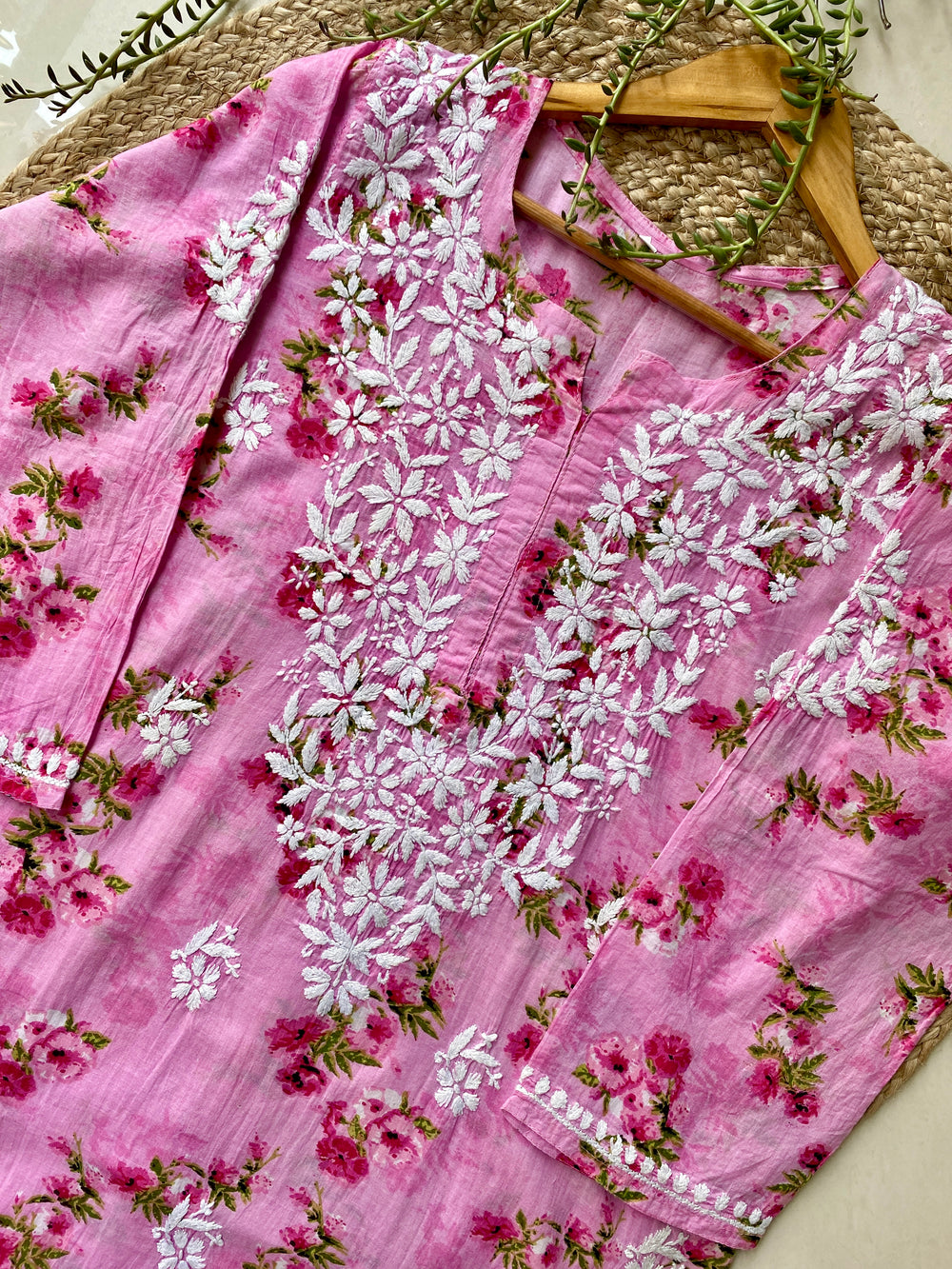 Pink Dvita Mulmul Chikankari Floral Women's Long Kurta