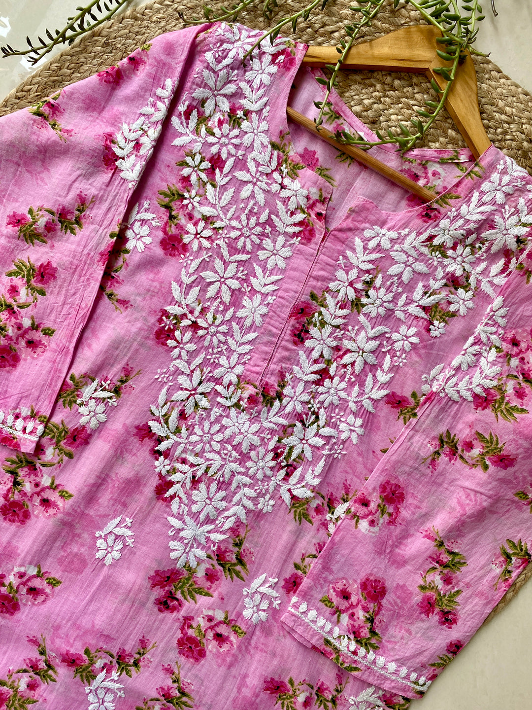 Pink Dvita Mulmul Chikankari Floral Women's Long Kurta